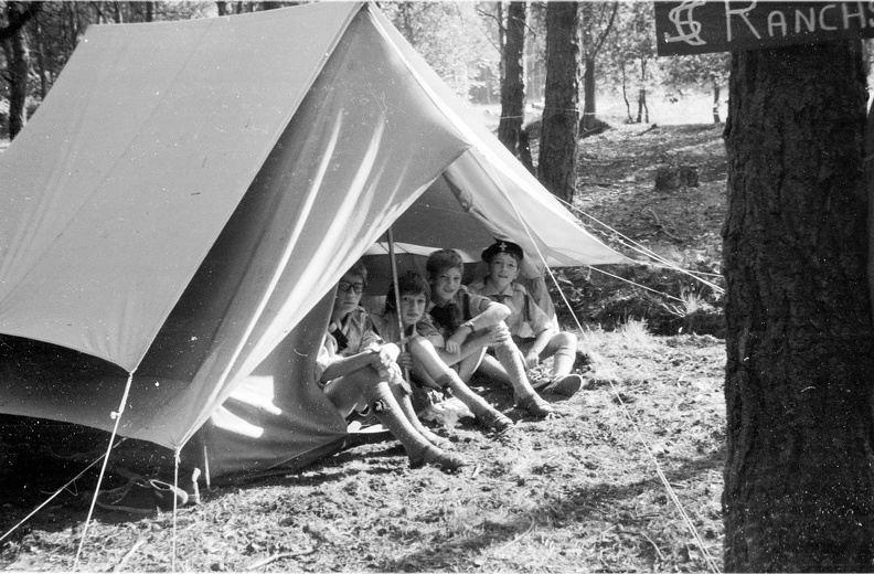 21 een Patrouille tent.jpg